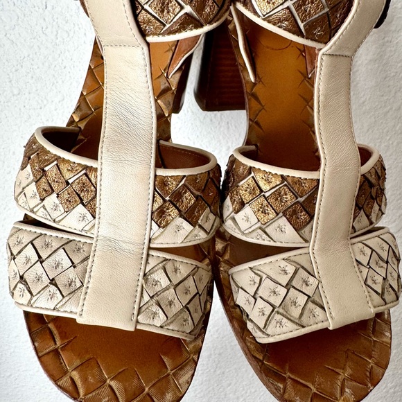 Bottega Veneta Cream and Bronze Intrecciato Heel Sandals - Picture 10 of 15